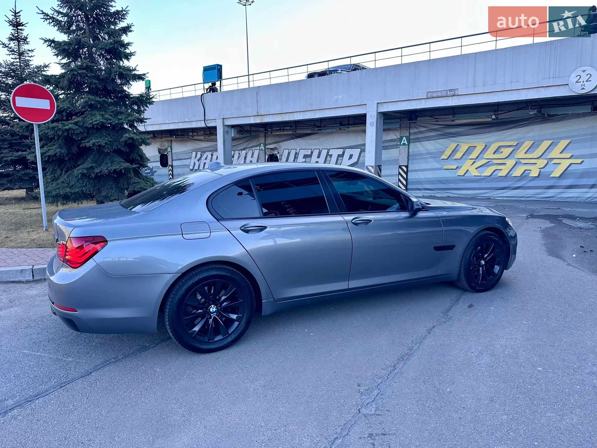 BMW 7 Series 2014 VIN WBAYC41090DZ77210 фото оголошення 4 з 15