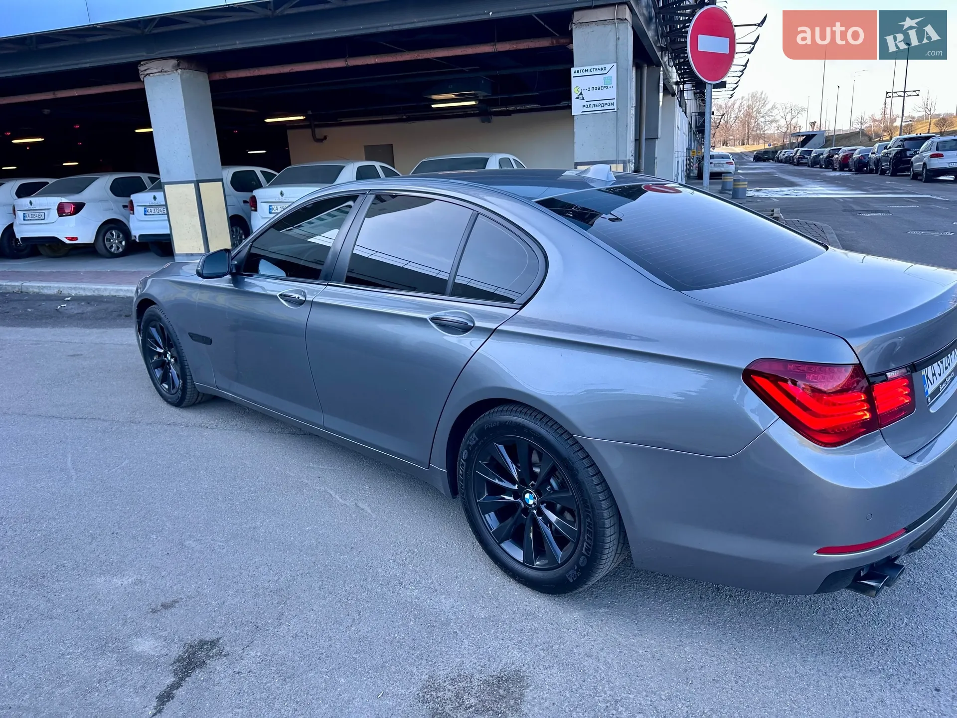 BMW 7 Series 2014 VIN WBAYC41090DZ77210 фото оголошення 5 з 15
