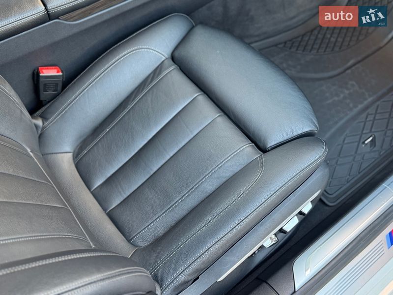 Седан BMW 7 Series 2016 в Киеве