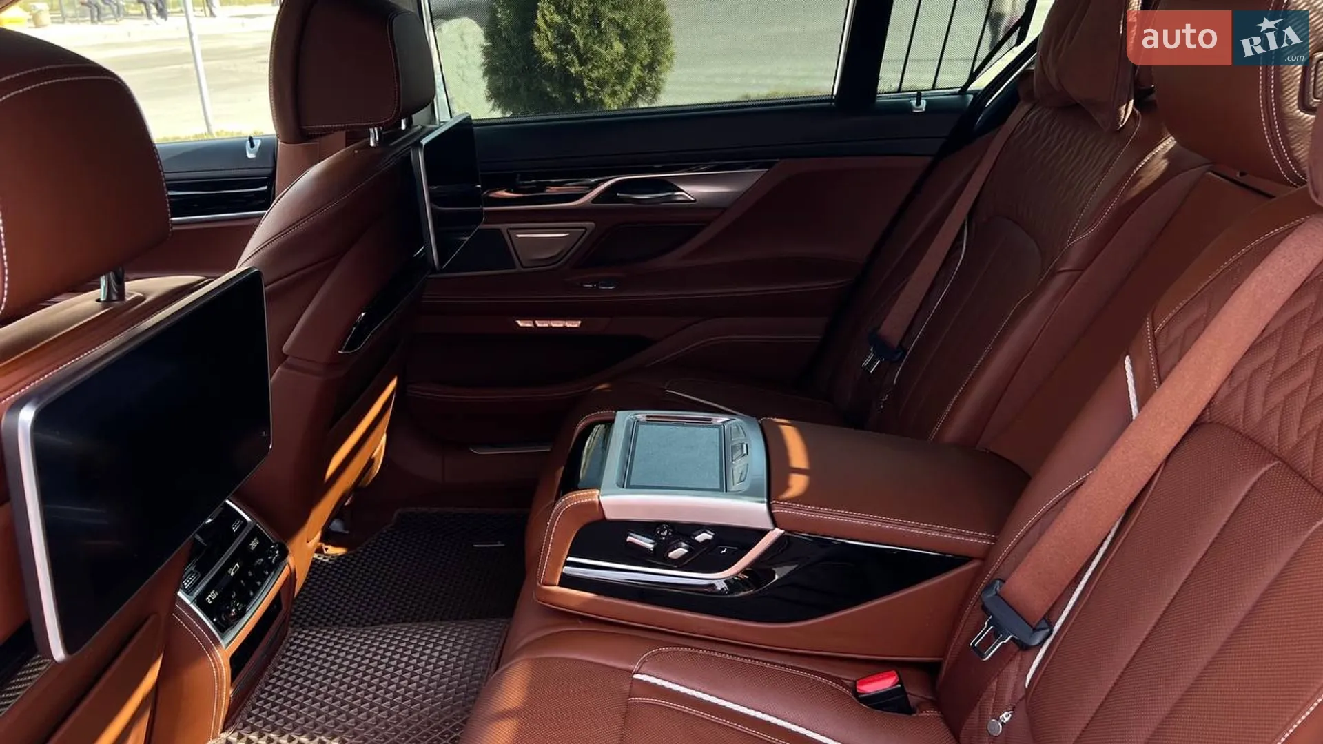 2017 BMW 7er - мініатюра 34