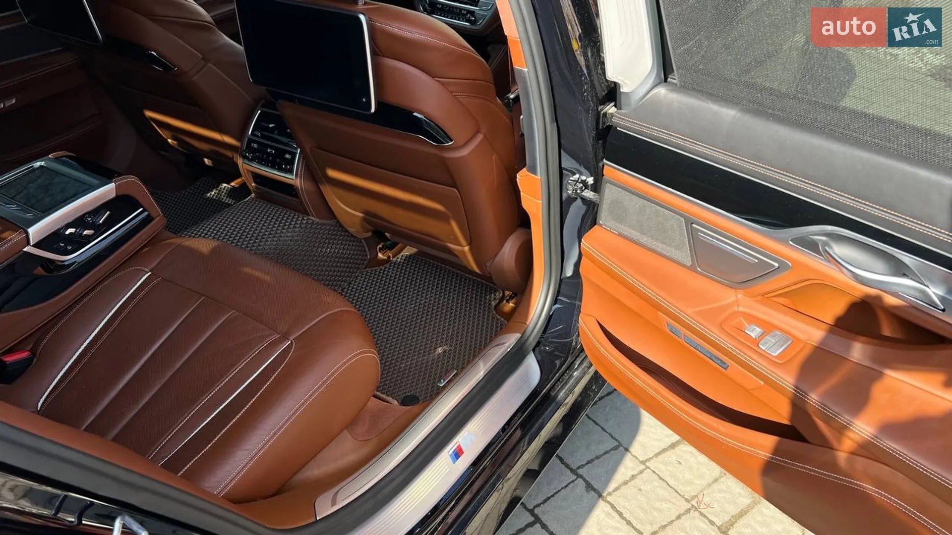 2017 BMW 7er - мініатюра 37