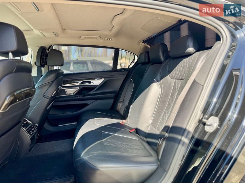 Седан BMW 7 Series 2019 в Черкассах фото 49 Седан BMW 7 Series 2019 в Черкассах