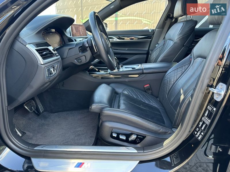 Седан BMW 7 Series 2019 в Киеве