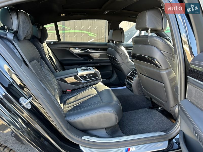 Седан BMW 7 Series 2019 в Киеве
