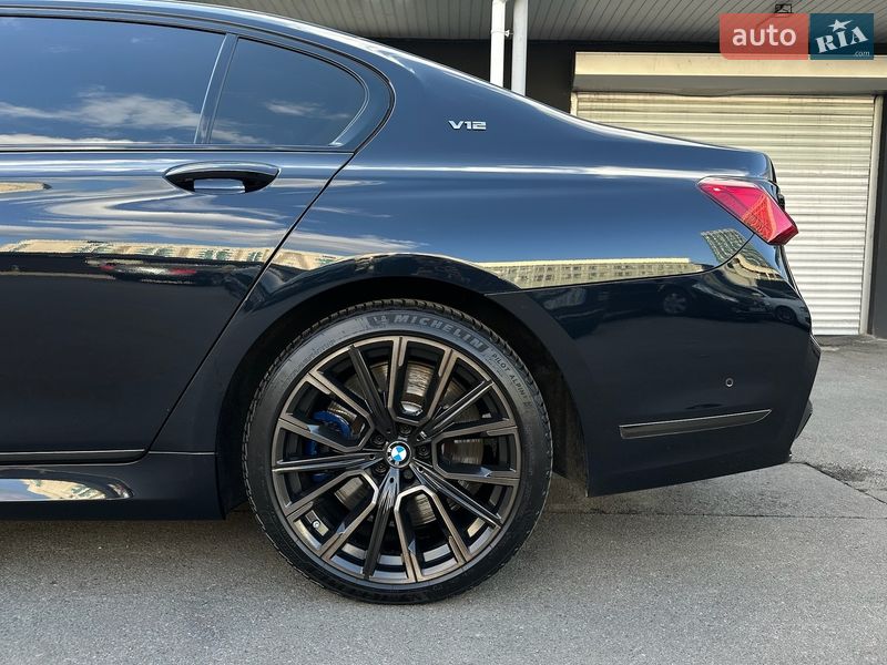 Седан BMW 7 Series 2021 в Киеве