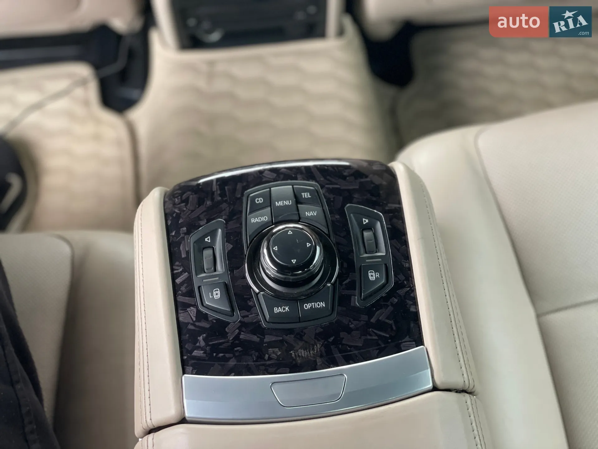 2010 BMW 7er - мініатюра 13