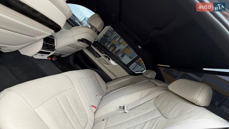 Седан BMW 7 Series 2016 в Києві
