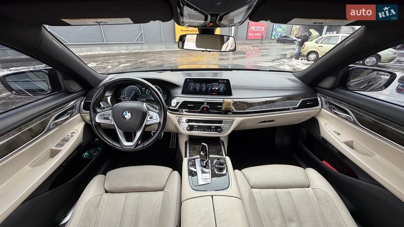 Седан BMW 7 Series 2016 в Києві