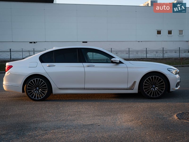 Седан BMW 7 Series 2016 в Києві