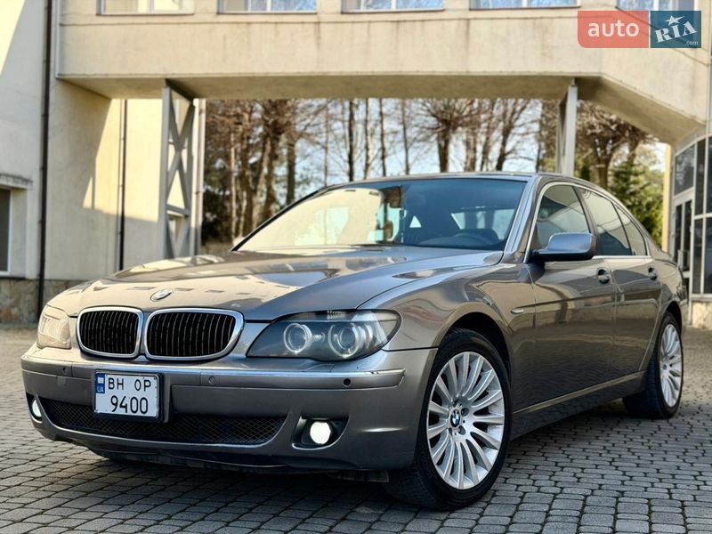 Седан BMW 7 Series 2005 в Дубно