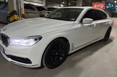 Седан BMW 7 Series 2015 в Києві