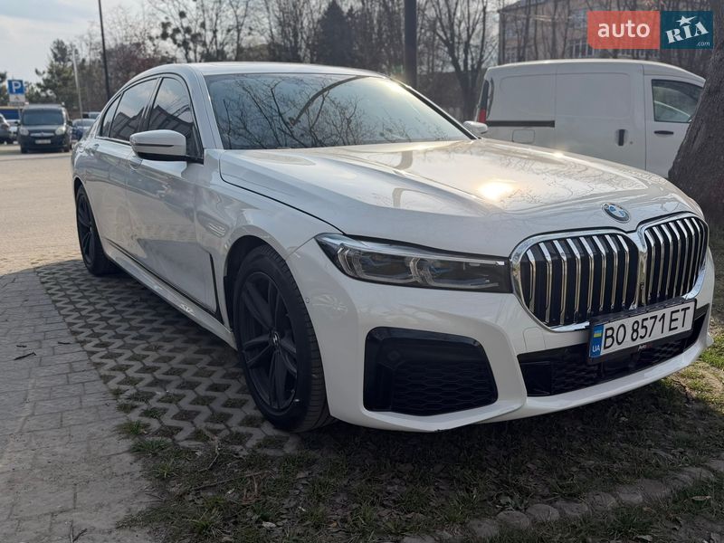 Седан BMW 7 Series 2016 в Львові