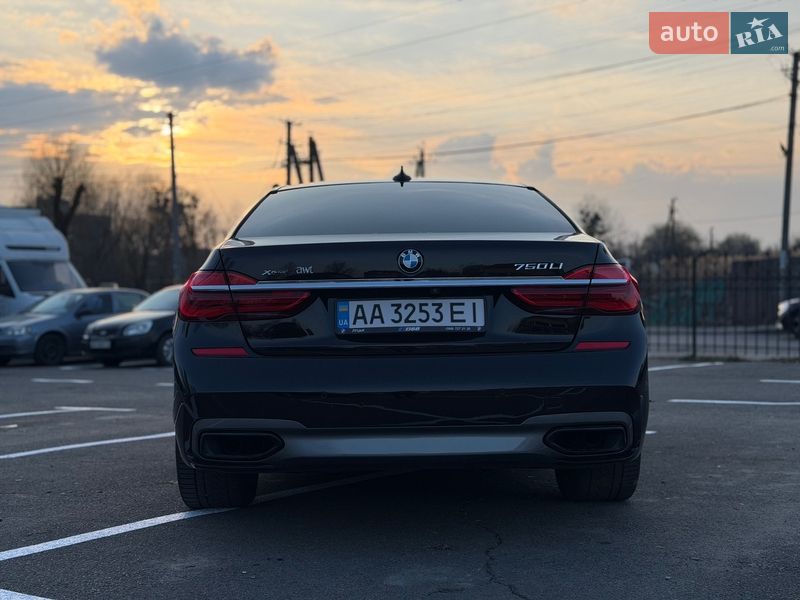 Седан BMW 7 Series 2017 в Киеве