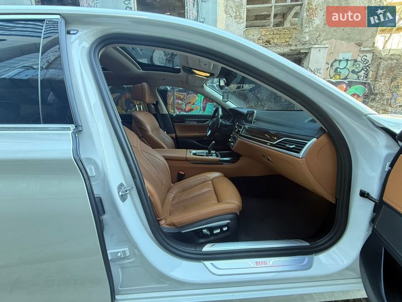Седан BMW 7 Series 2017 в Одессе фото 76 Седан BMW 7 Series 2017 в Одессе