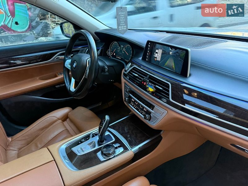 Седан BMW 7 Series 2017 в Одессе фото 81 Седан BMW 7 Series 2017 в Одессе