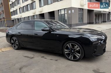 Седан BMW 7 Series 2025 в Киеве