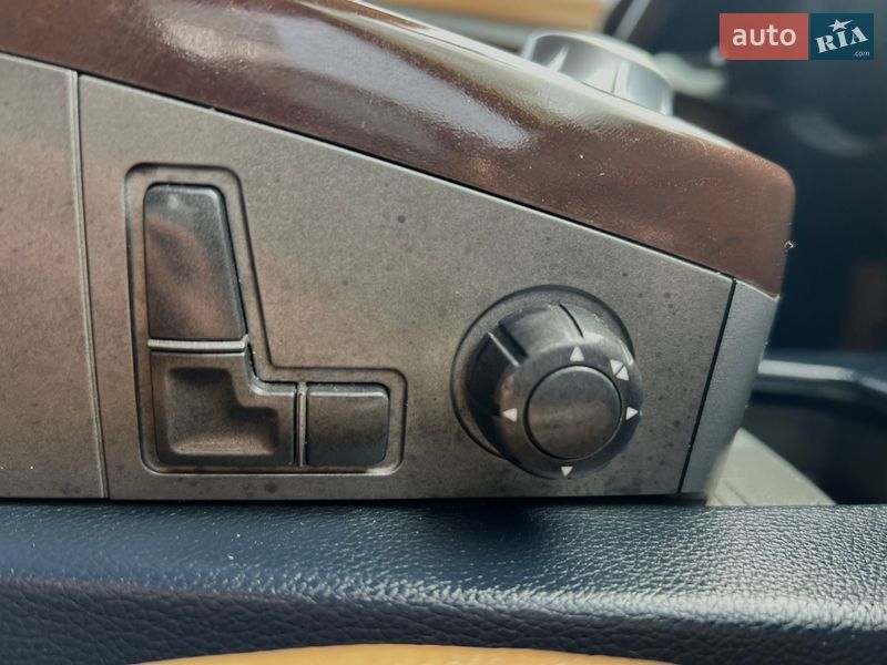 Седан BMW 7 Series 2003 в Одессе