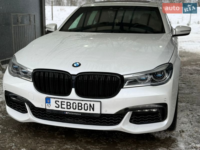 Седан BMW 7 Series 2018 в Кременчуці