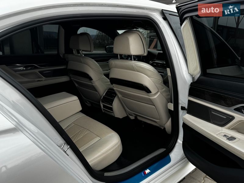 Седан BMW 7 Series 2016 в Львове фото 20 Седан BMW 7 Series 2016 в Львове