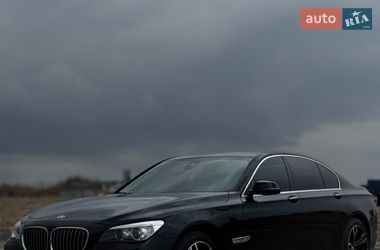 Седан BMW 7 Series 2012 в Ровно