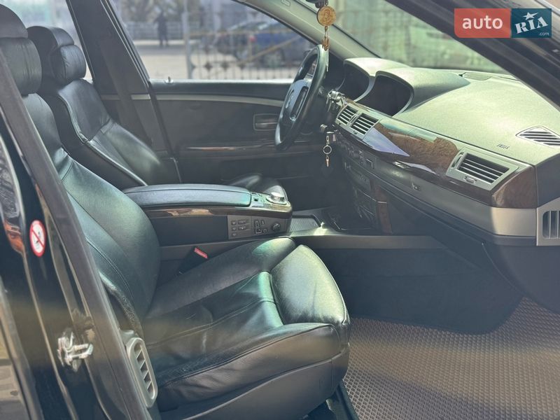 Седан BMW 7 Series 2004 в Лубнах