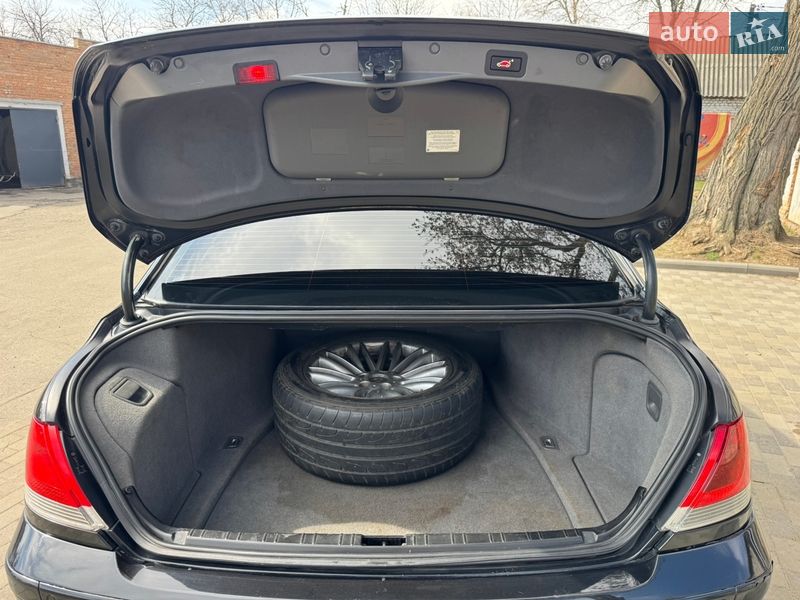 Седан BMW 7 Series 2004 в Лубнах