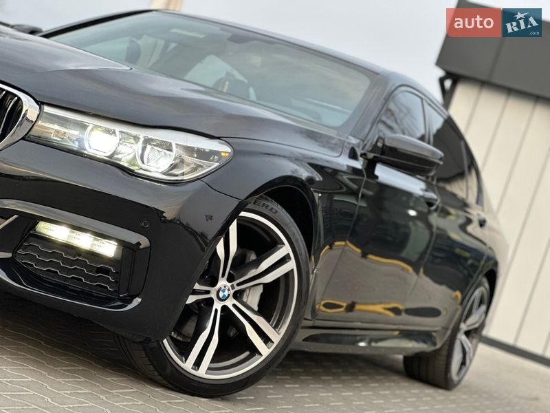 Седан BMW 7 Series 2017 в Нововолынске