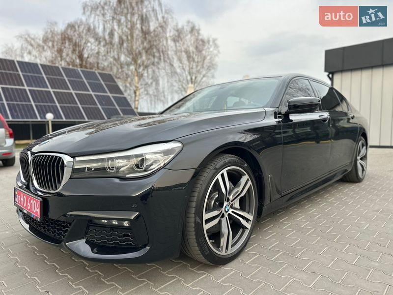Седан BMW 7 Series 2017 в Нововолынске