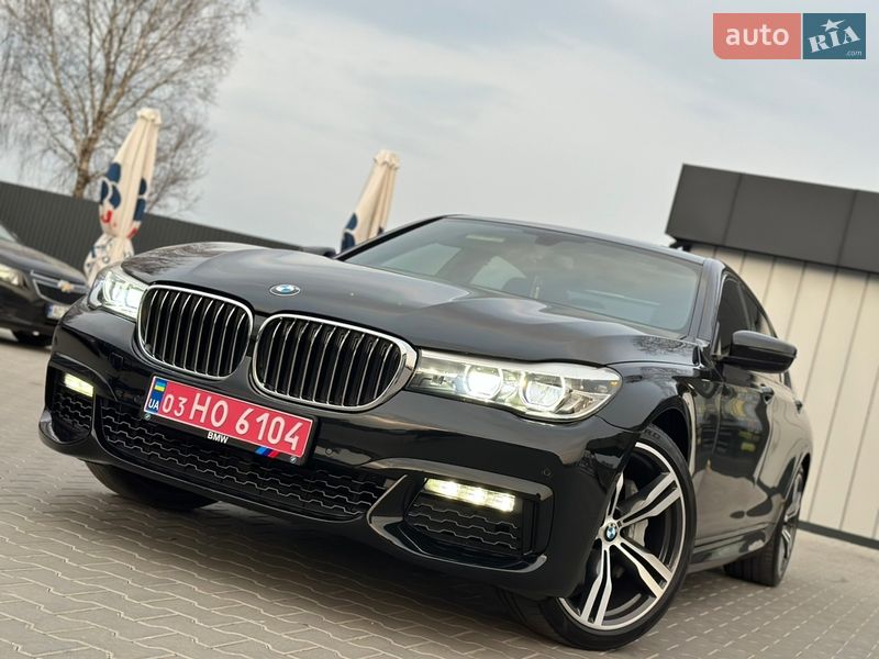 Седан BMW 7 Series 2017 в Нововолынске