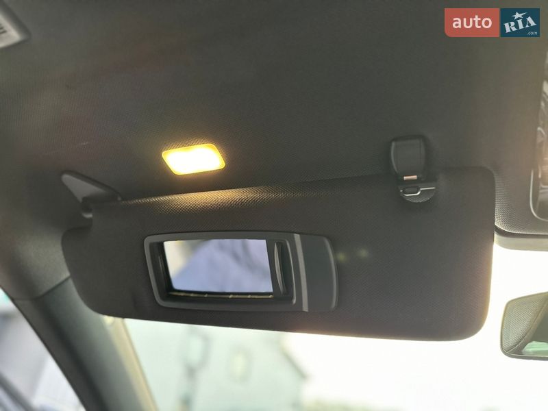 Седан BMW 7 Series 2017 в Нововолынске