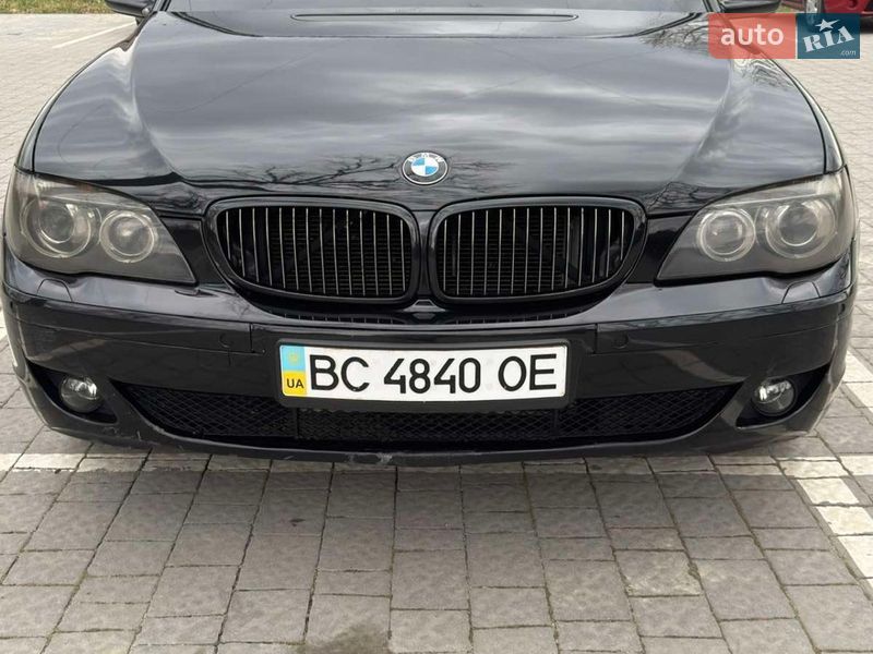 Седан BMW 7 Series 2004 в Львове