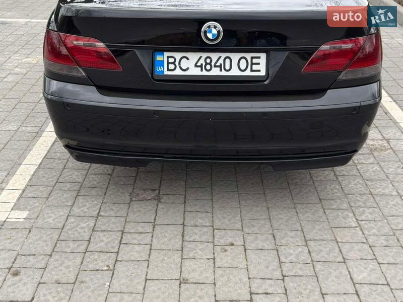 Седан BMW 7 Series 2004 в Львове
