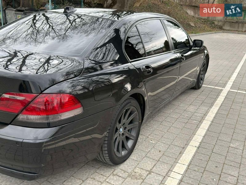 Седан BMW 7 Series 2004 в Львове