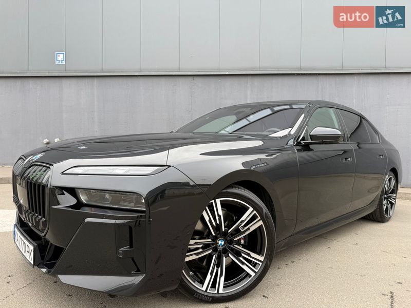 Седан BMW 7 Series 2025 в Киеве
