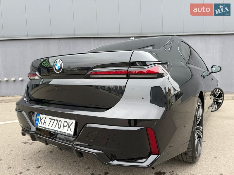 Седан BMW 7 Series 2025 в Киеве