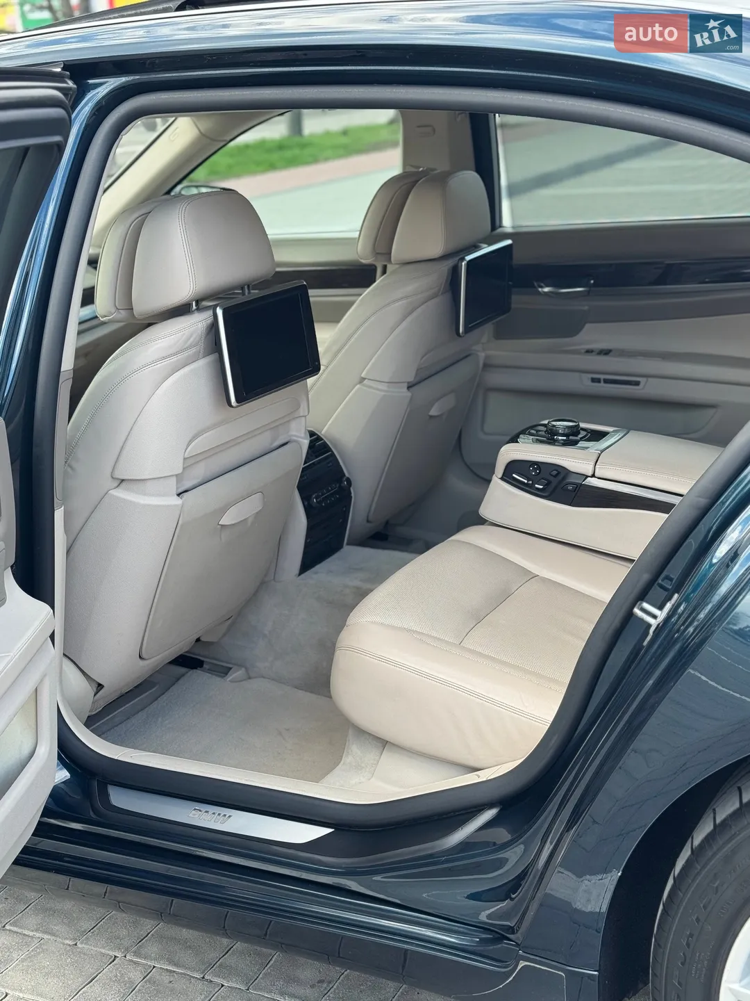 2013 BMW 7er - мініатюра 22