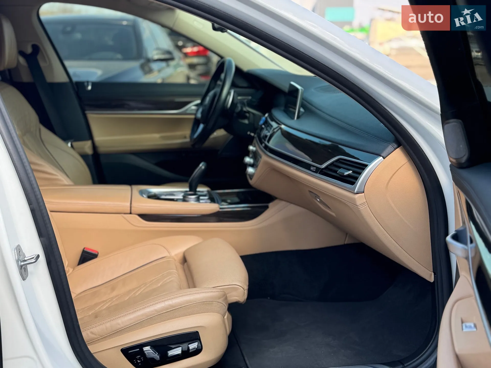 2021 BMW 7er - мініатюра 23