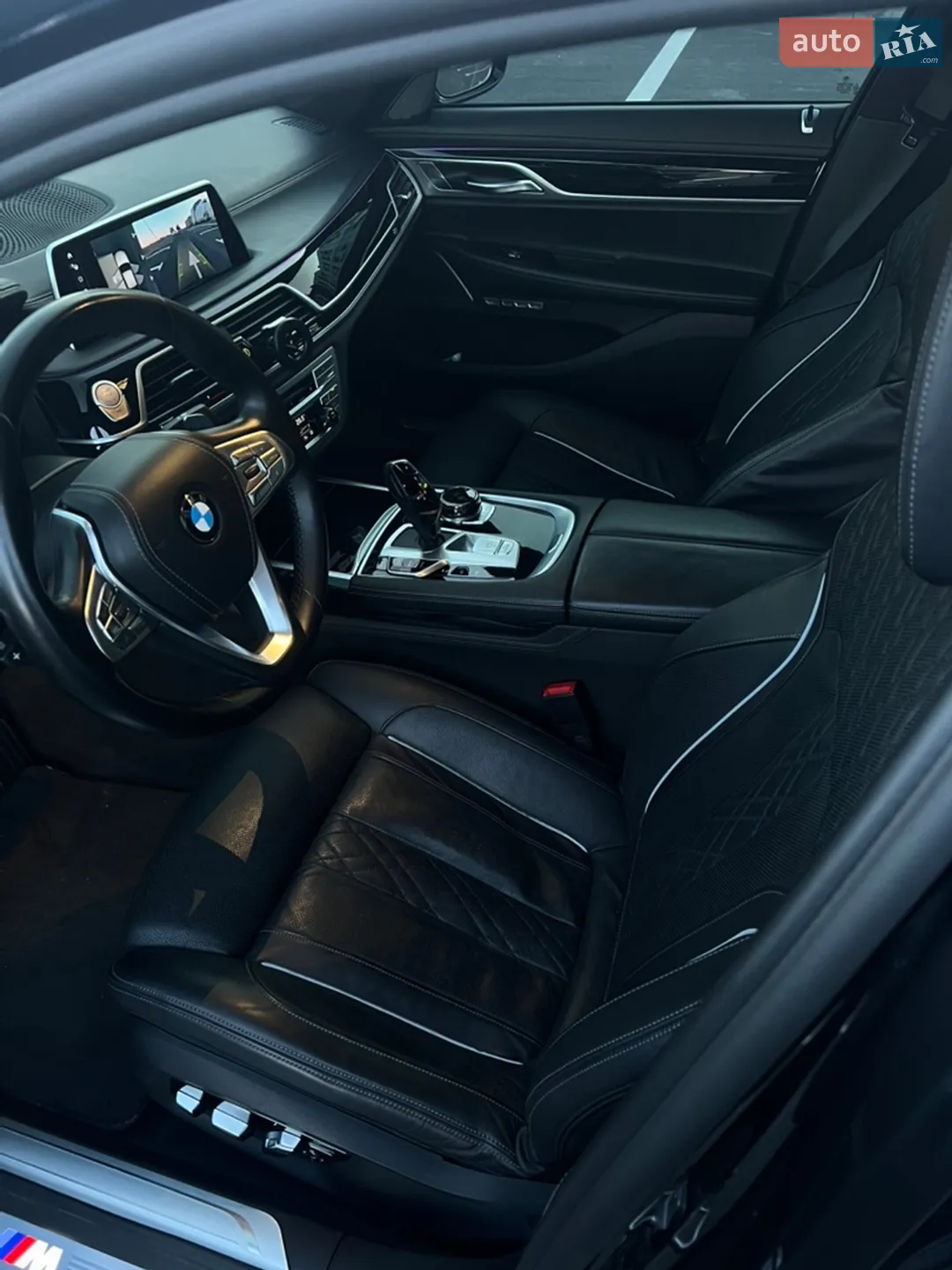 2017 BMW 7er - мініатюра 26