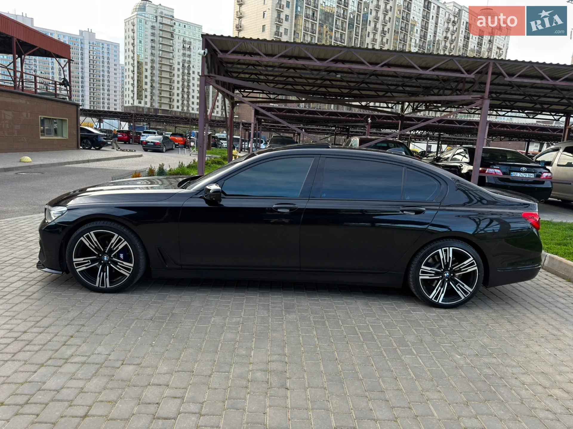 2016 BMW 7er - мініатюра 16