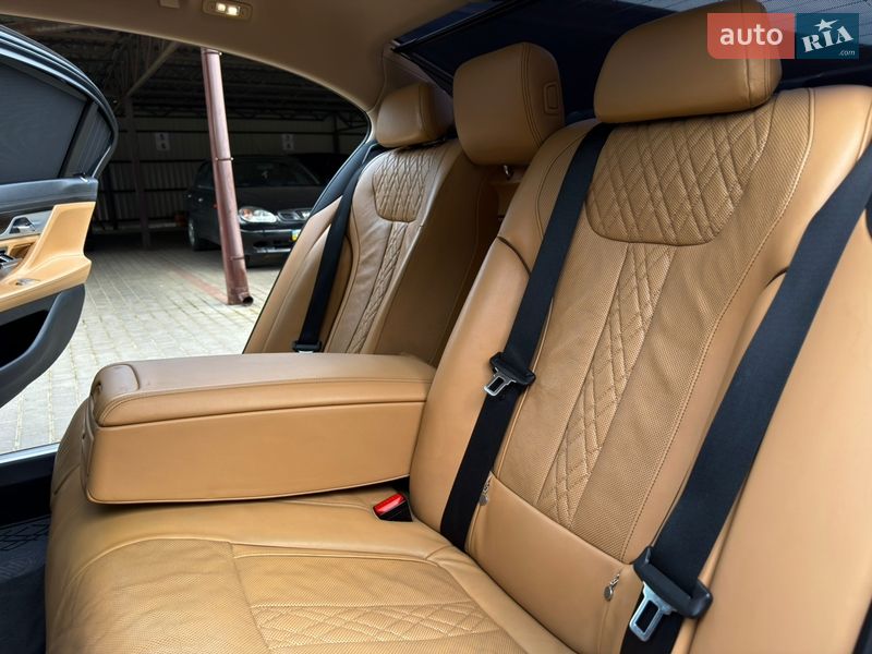 Седан BMW 7 Series 2016 в Одесі