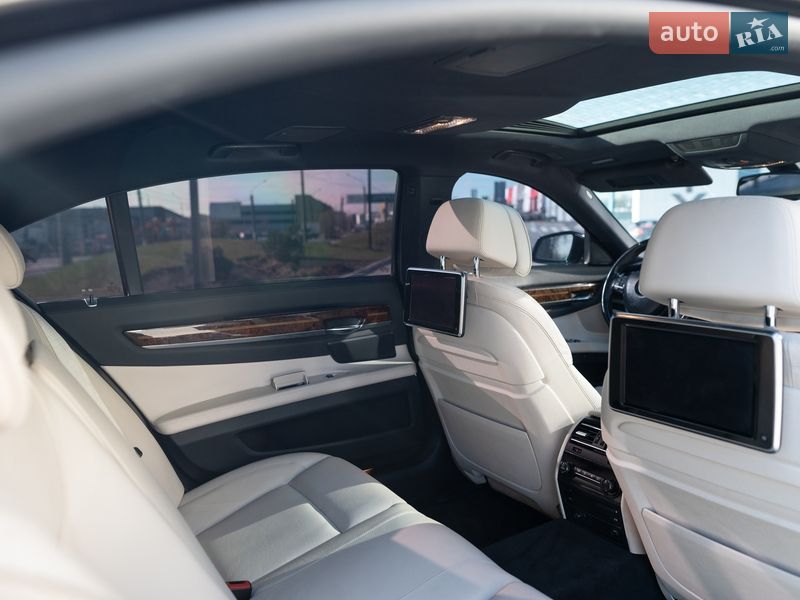 Седан BMW 7 Series 2013 в Львові фото 12 Седан BMW 7 Series 2013 в Львові