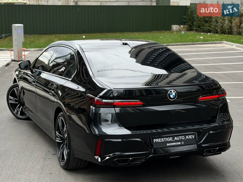 Седан BMW 7 Series 2024 в Києві