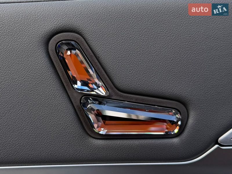 Седан BMW 7 Series 2024 в Києві