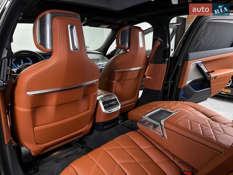 Седан BMW 7 Series 2023 в Києві фото 37 Седан BMW 7 Series 2023 в Києві