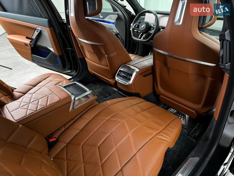 Седан BMW 7 Series 2023 в Києві фото 48 Седан BMW 7 Series 2023 в Києві