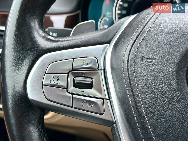 Седан BMW 7 Series 2015 в Киеве фото 32 Седан BMW 7 Series 2015 в Киеве