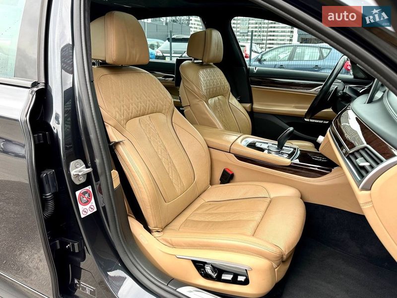 Седан BMW 7 Series 2015 в Киеве фото 58 Седан BMW 7 Series 2015 в Киеве