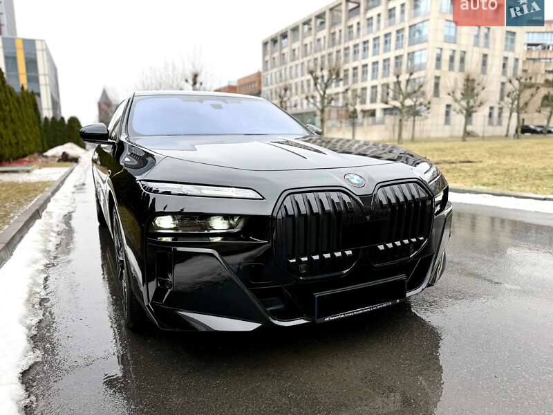 Седан BMW 7 Series 2023 в Києві