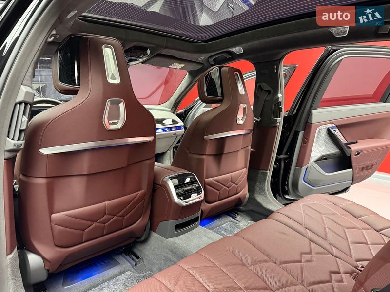 Седан BMW 7 Series 2024 в Киеве