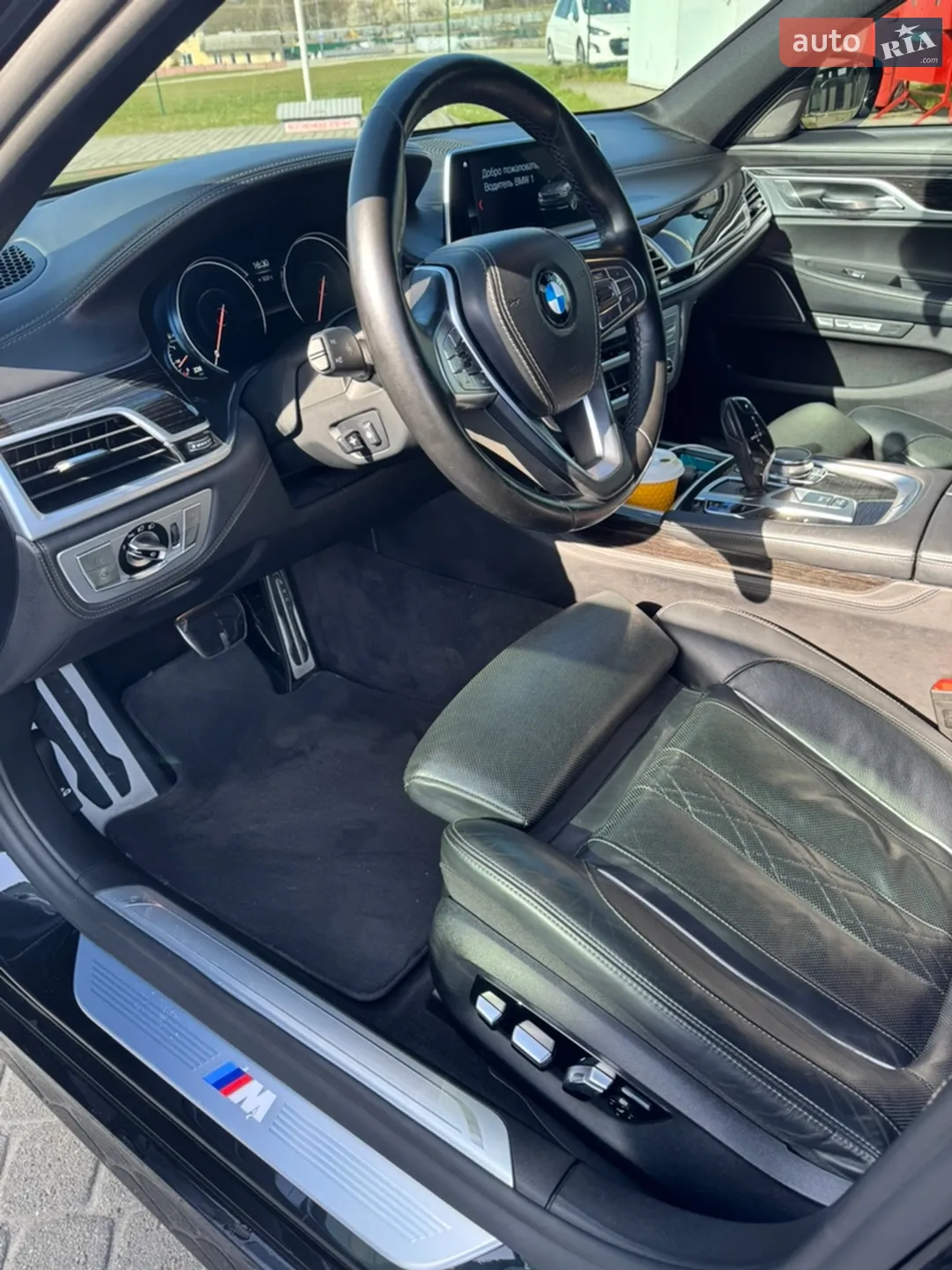 2017 BMW 7er - мініатюра 17